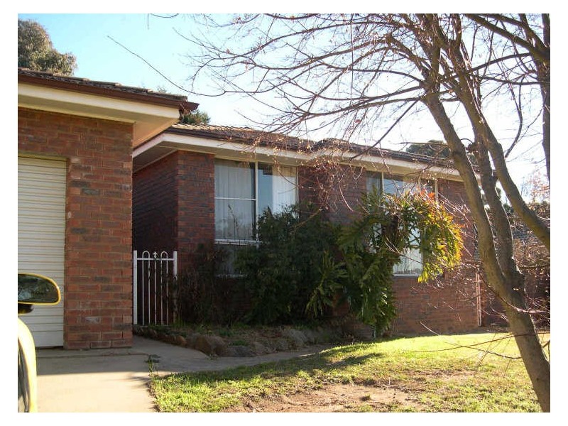 11 Northstoke Way, Orange NSW 2800