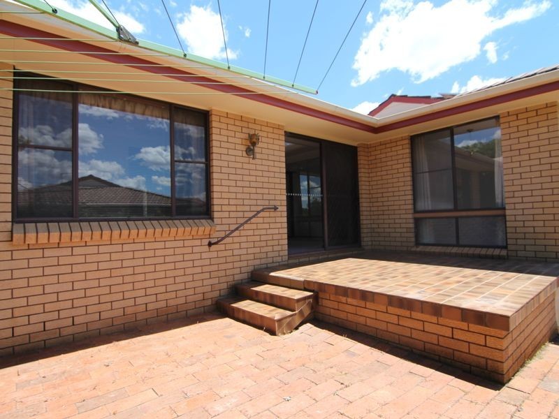 1/1 Mitchell Parade, Orange NSW 2800