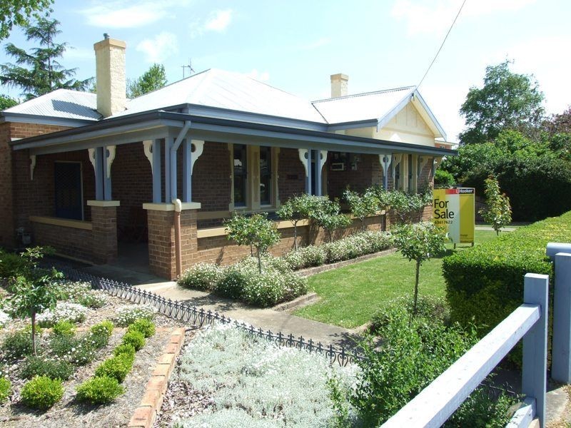 104 Moulder Street, Orange NSW 2800