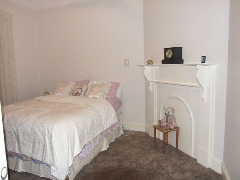 369 Summer Street, Orange NSW 2800