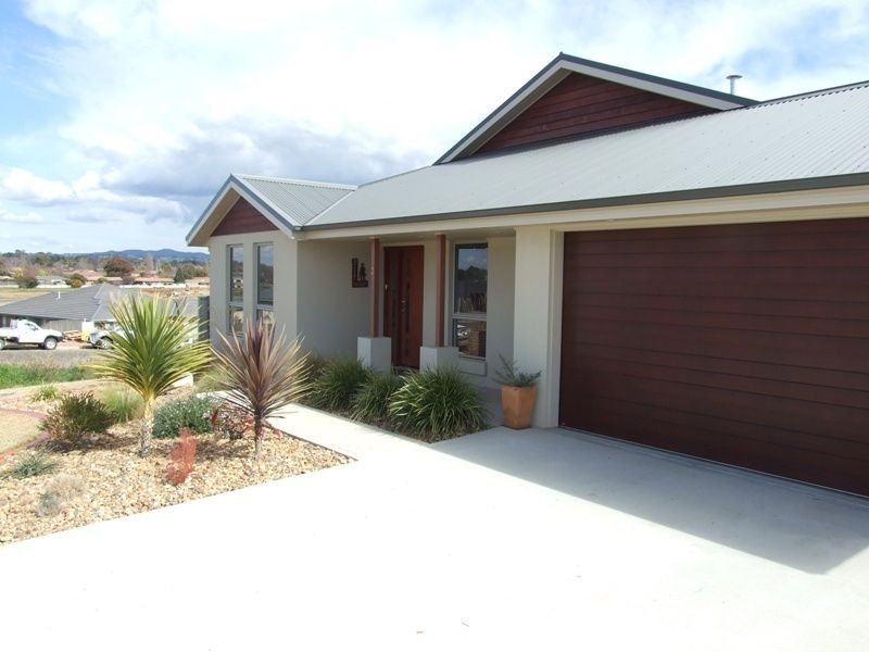 3 Candlebark Crescent, Orange NSW 2800