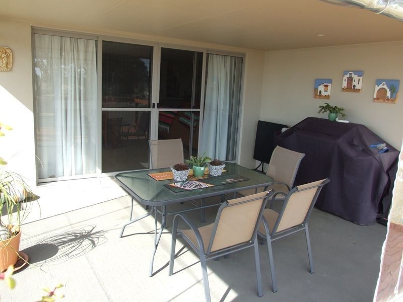 3 Candlebark Crescent, Orange NSW 2800