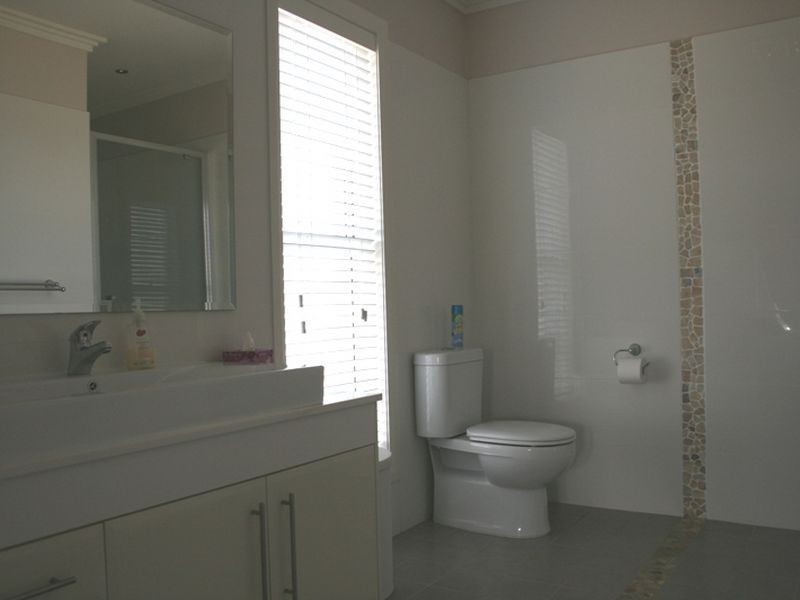 4 Stewart Close, Orange NSW 2800