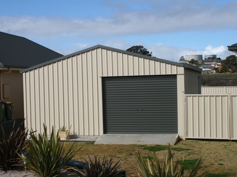 4 Stewart Close, Orange NSW 2800