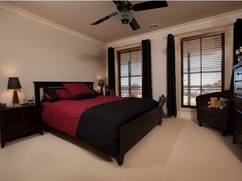 9 Rutherford Place, Orange NSW 2800