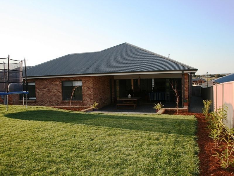 17 Packham Street, Orange NSW 2800