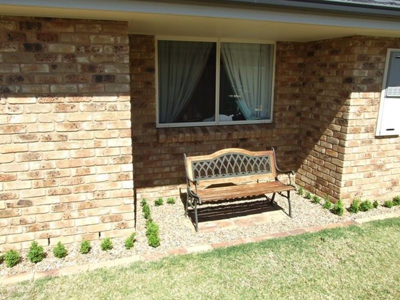 7 Candlebark Crescent, Orange NSW 2800