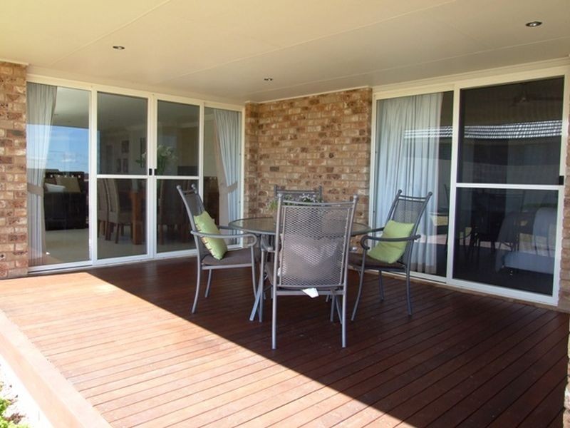 7 Candlebark Crescent, Orange NSW 2800