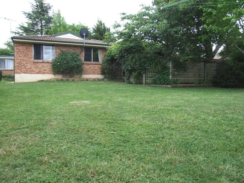 15 Wahratta Way, Orange NSW 2800