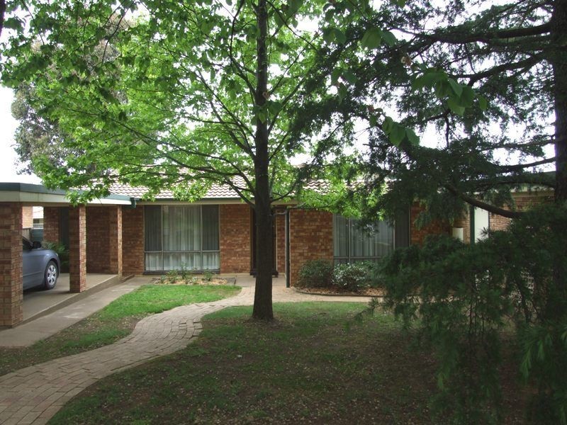 15 Wahratta Way, Orange NSW 2800