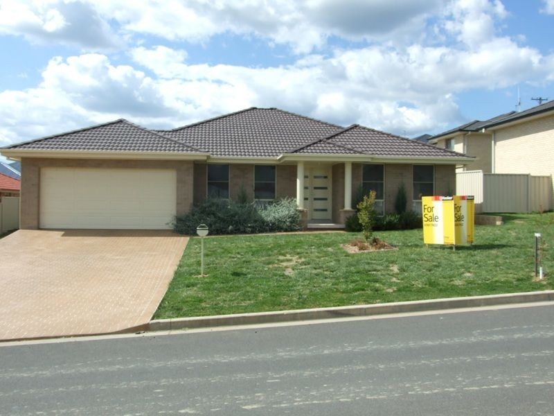 4 Brooklands Drive, Orange NSW 2800