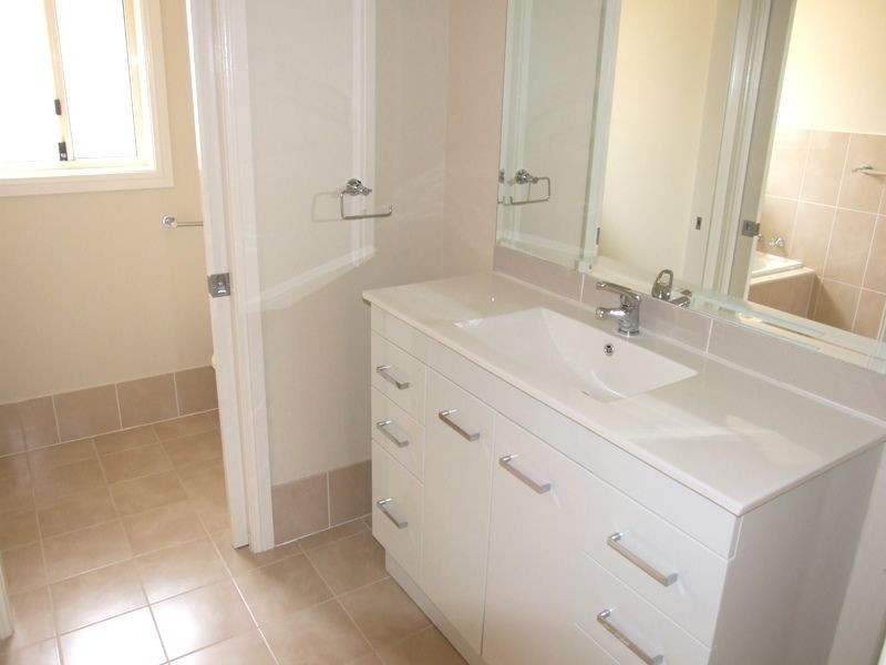 4 Brooklands Drive, Orange NSW 2800