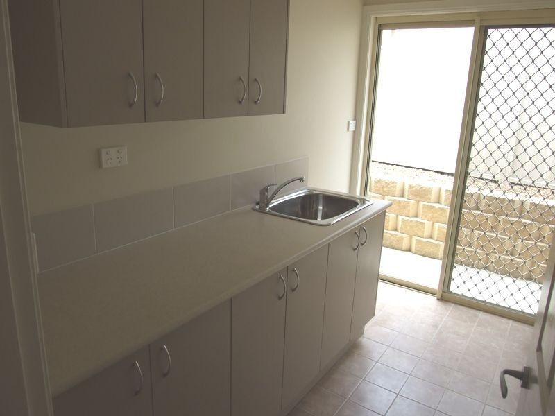 4 Brooklands Drive, Orange NSW 2800