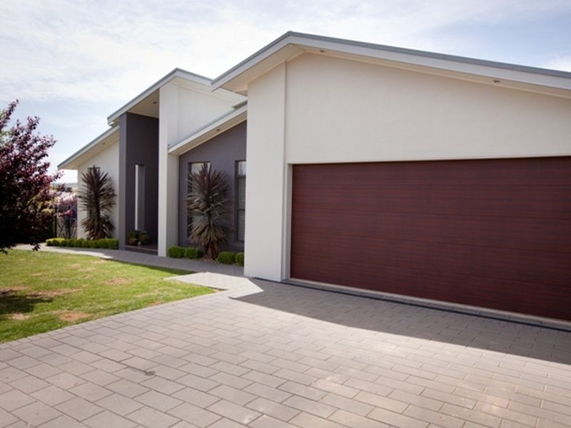 22 Valencia Drive, Orange NSW 2800