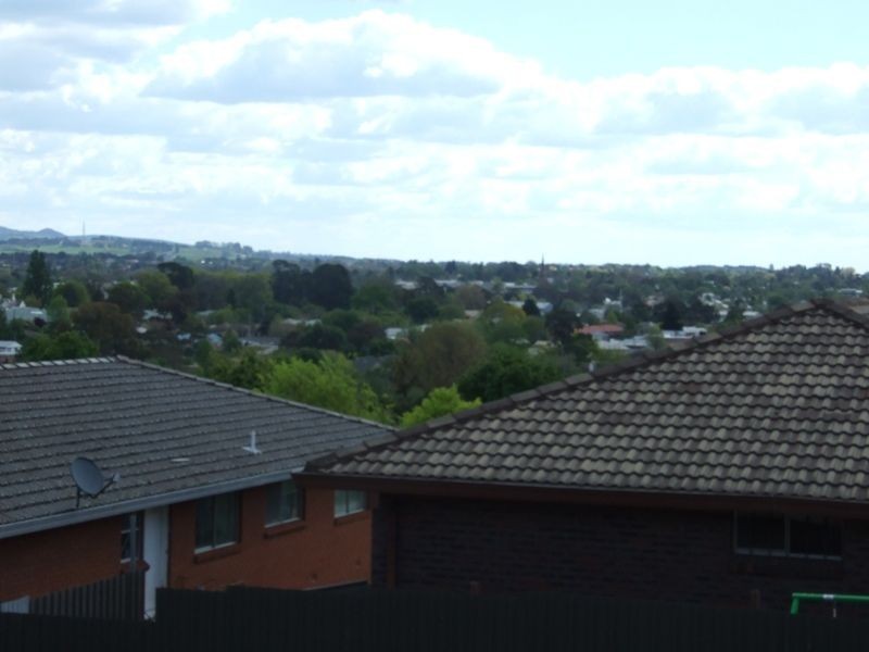 96 Bletchington Street, Orange NSW 2800