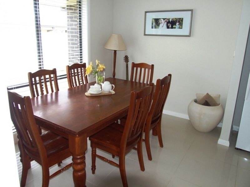 9 Candlebark Crescent, Orange NSW 2800