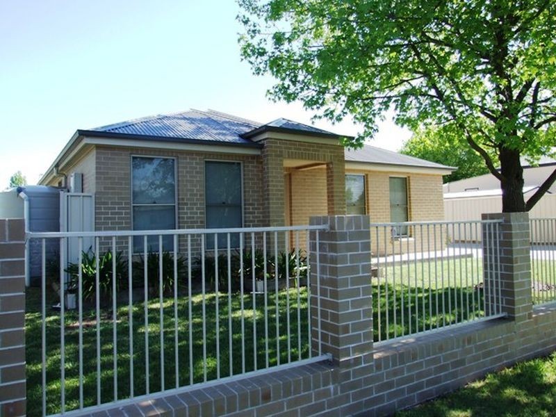 1/42 Franklin Road, Orange NSW 2800