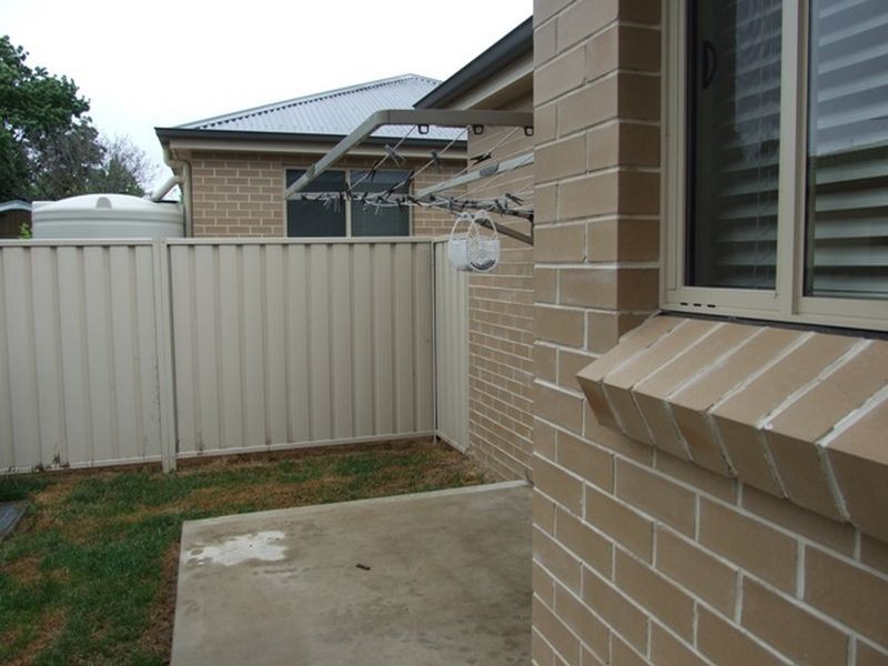1/42 Franklin Road, Orange NSW 2800
