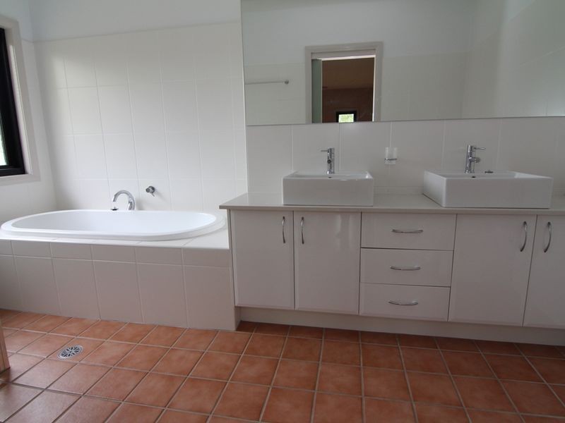 21 Hiney Road, Orange NSW 2800