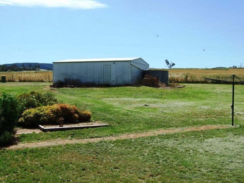 18 Paling Yards Loop Road, Orange NSW 2800