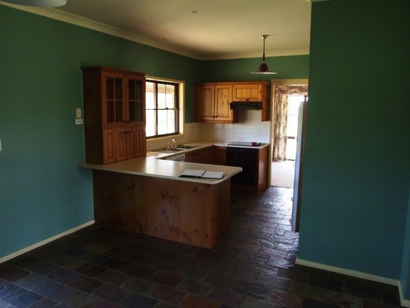 18 Paling Yards Loop Road, Orange NSW 2800