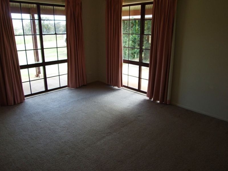 18 Paling Yards Loop Road, Orange NSW 2800