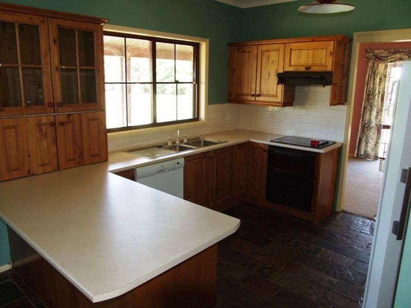 18 Paling Yards Loop Road, Orange NSW 2800
