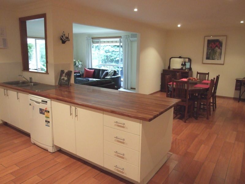 9 Lyrebird Place, Orange NSW 2800