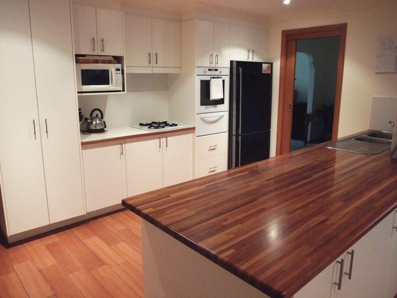 9 Lyrebird Place, Orange NSW 2800