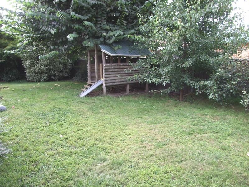 9 Lyrebird Place, Orange NSW 2800