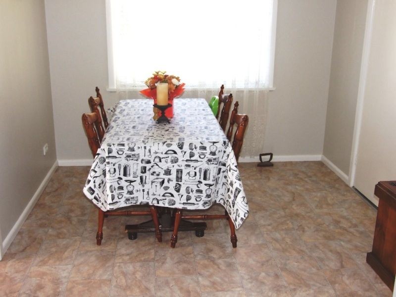 5 Redluom Place, Orange NSW 2800