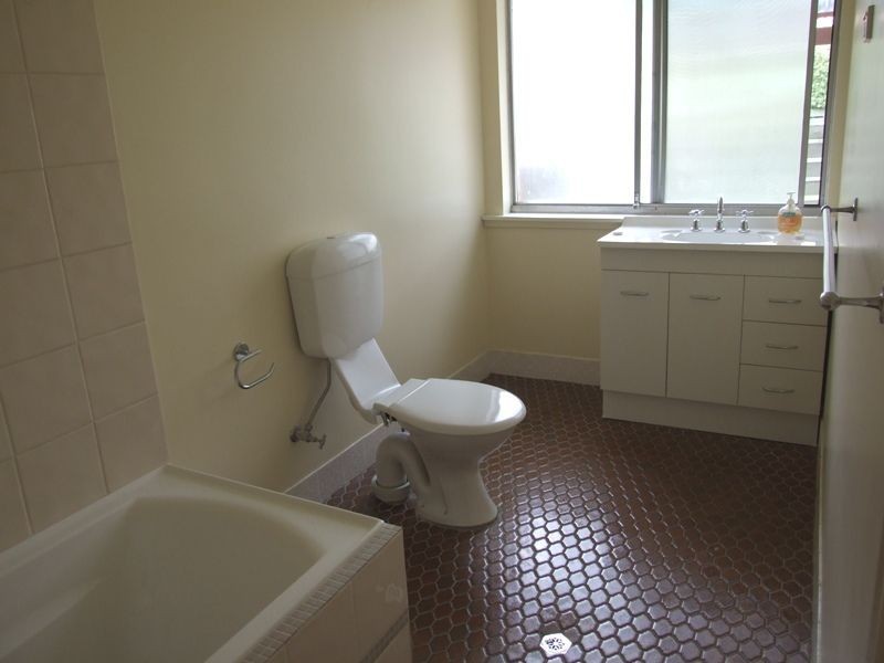 4/11-14 Boolaroo Place, Orange NSW 2800