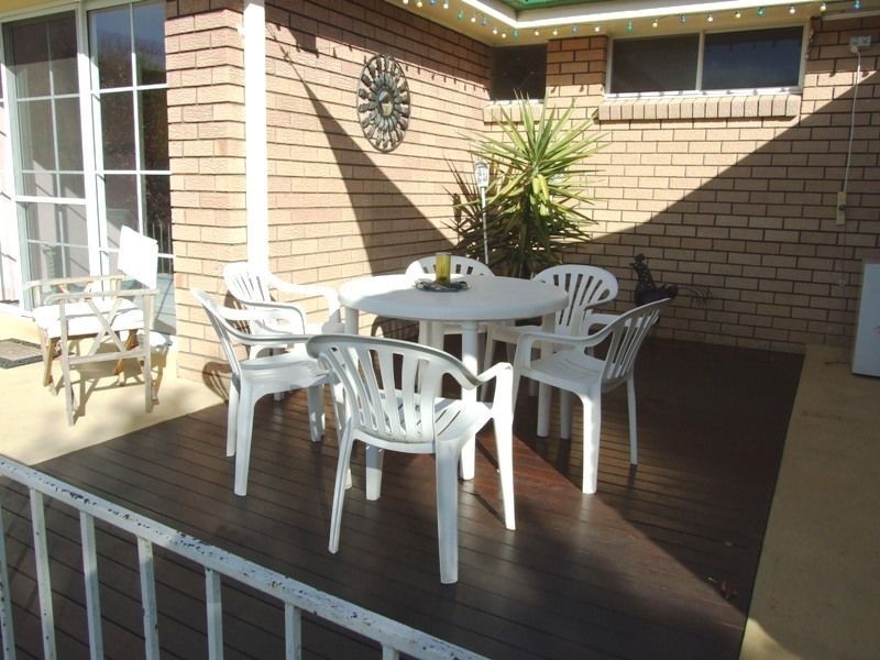 18 Benelong Place, Orange NSW 2800