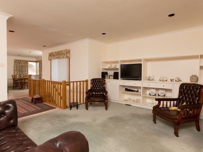20 Kumali Circuit, Orange NSW 2800