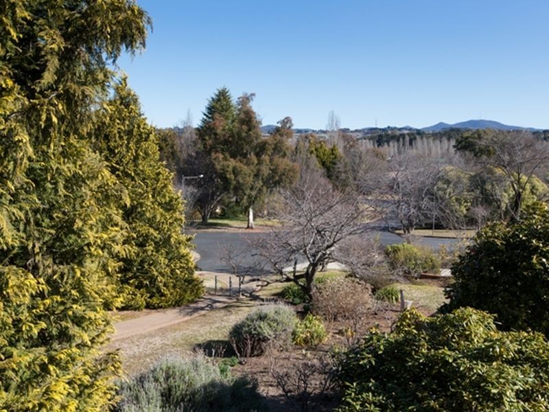 20 Kumali Circuit, Orange NSW 2800