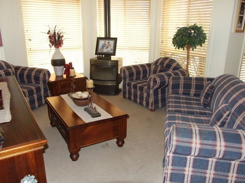 34 Quinlan Run, Orange NSW 2800