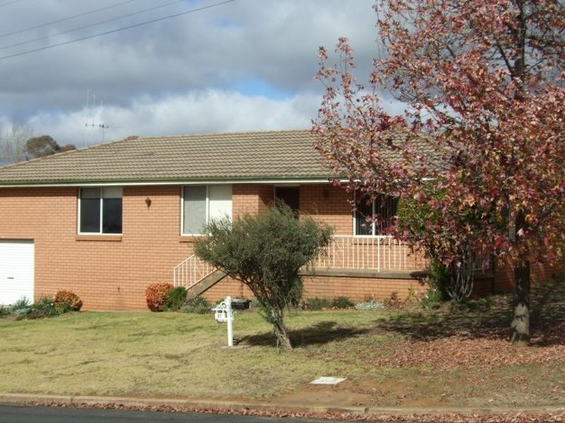 37 Barrett Street, Orange NSW 2800
