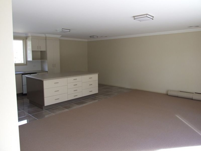 72 Orchard Grove Road, Orange NSW 2800