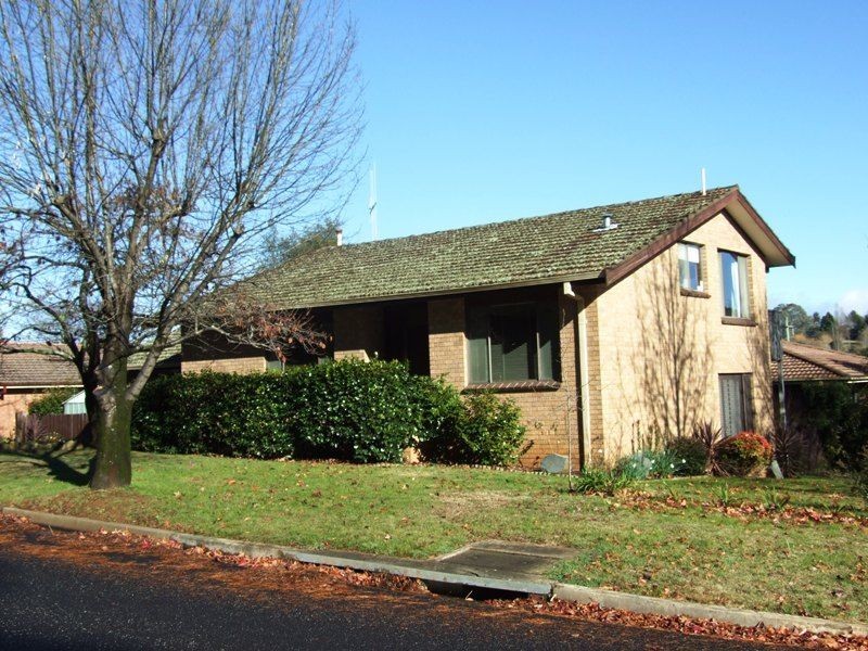 52 Wiare Circuit, Orange NSW 2800