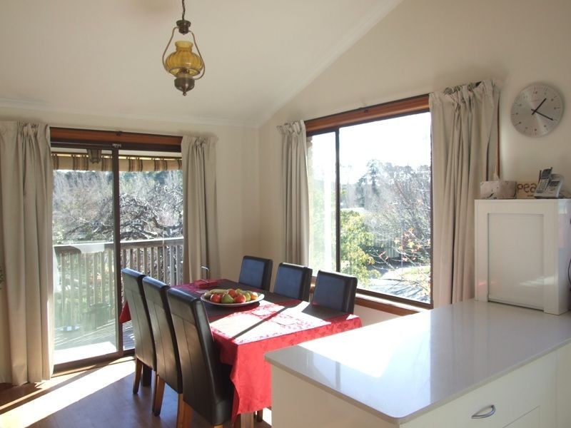 52 Wiare Circuit, Orange NSW 2800