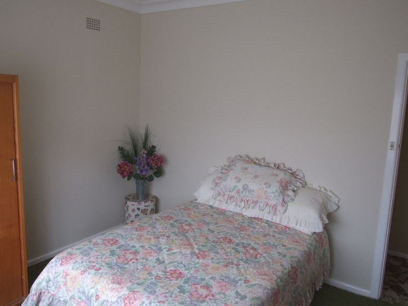 25 Collwood Cres, Orange NSW 2800