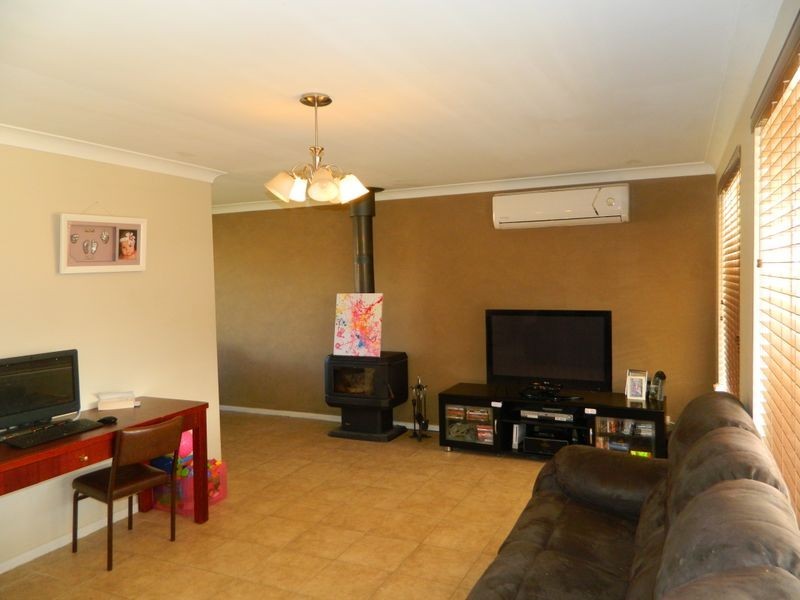 14 Maxime Place, Orange NSW 2800
