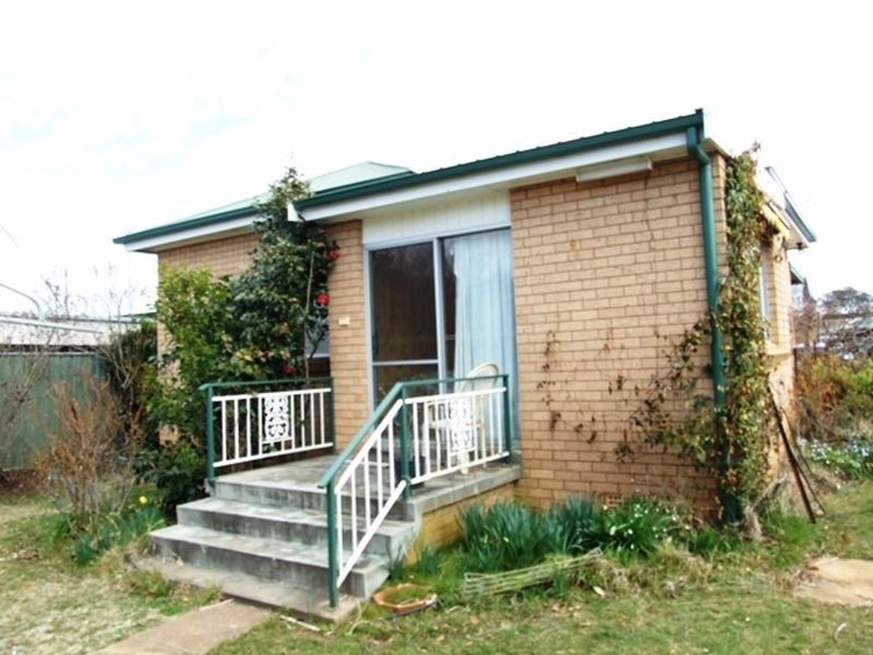 4 Jaeger Avenue, Orange NSW 2800