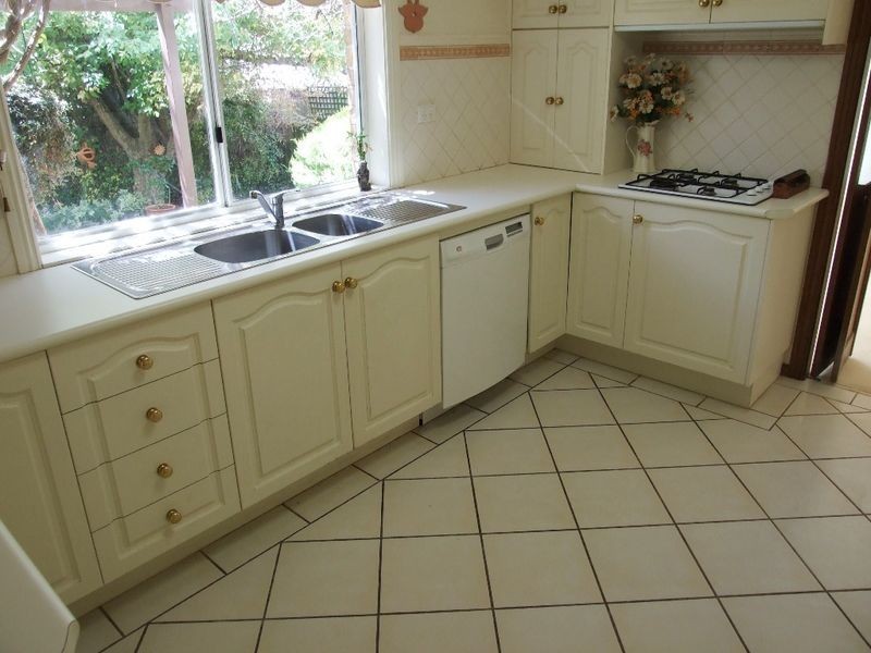 18 Malvern Avenue, Orange NSW 2800