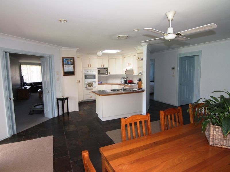 3 Mallee Place, Orange NSW 2800