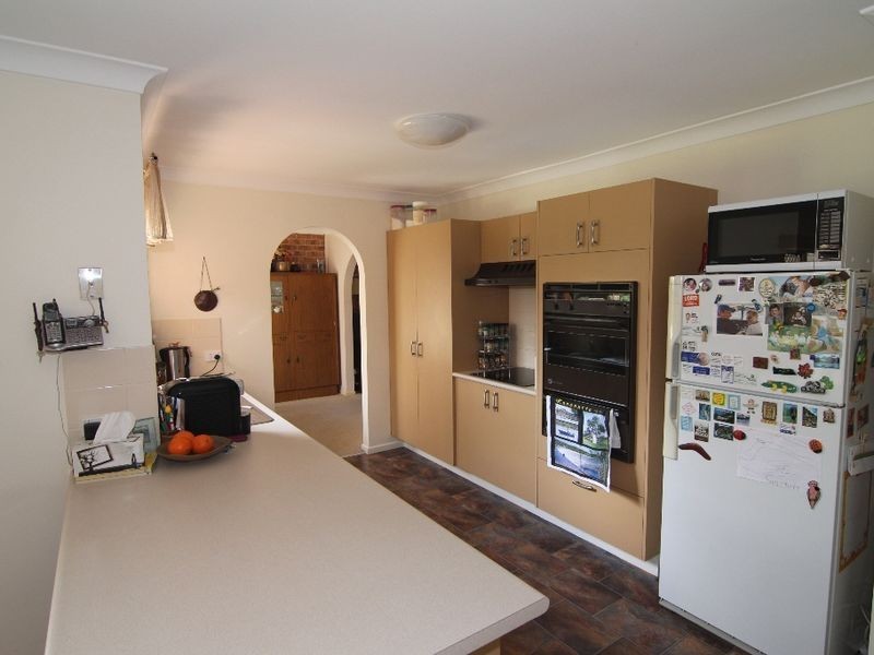 2 Wickham Close, Orange NSW 2800