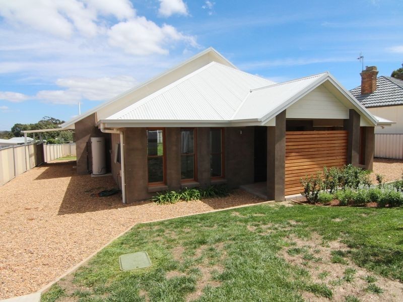 3 & 3a Stabback Street, Millthorpe NSW 2798