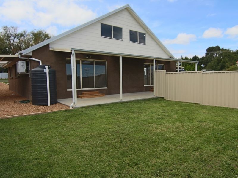 3 & 3a Stabback Street, Millthorpe NSW 2798
