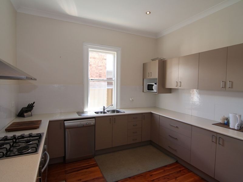 108 March Street, Orange NSW 2800