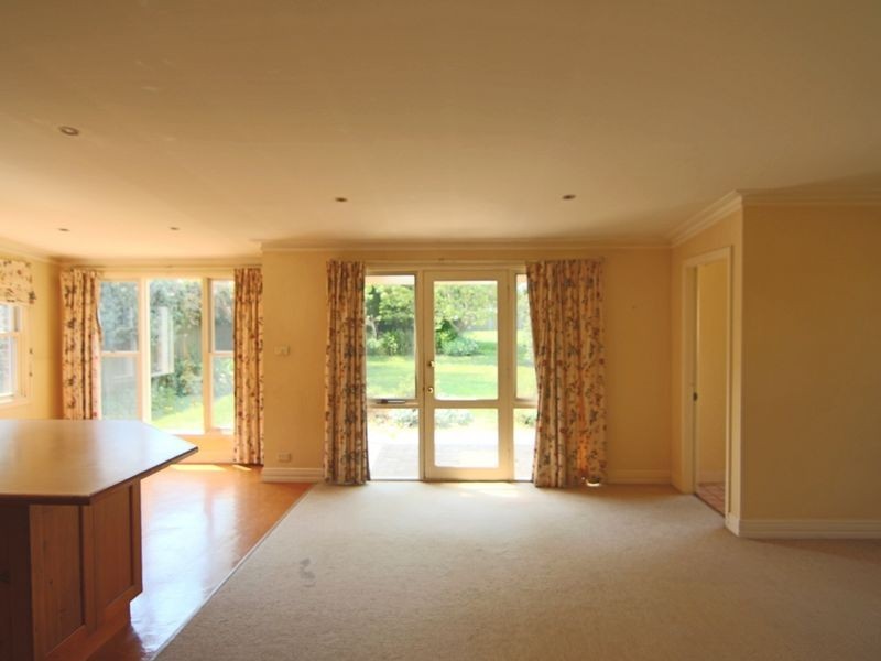 82 Clinton Street, Orange NSW 2800